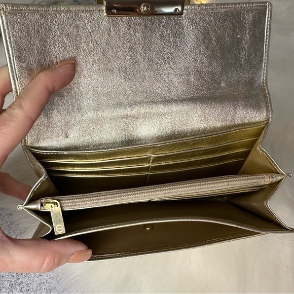 AUTHENTIC CARTIER GOLD LOVE COLLECTION CALFSKIN LEATHER LONG BIFOLD WALLET - Picture 14 of 16